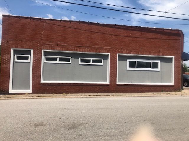 1202 Locust St, Murphysboro, IL 62966